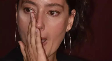Pelin Akil'in gözyaşları