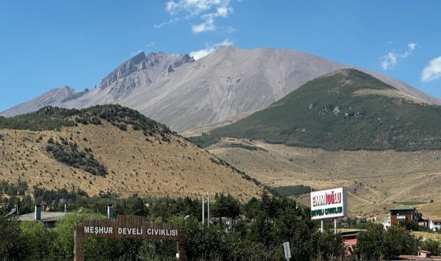 Polonyalı dağcı Erciyes'te mahsur kaldı