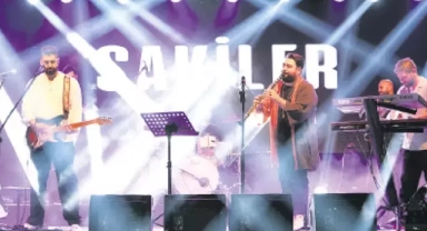 Sakiler, dünyadan uzak