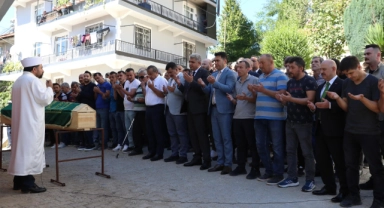 Şehit babası son yolculuğuna uğurlandı