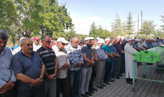 Selde can veren çift son yolculuğuna uğurlandı