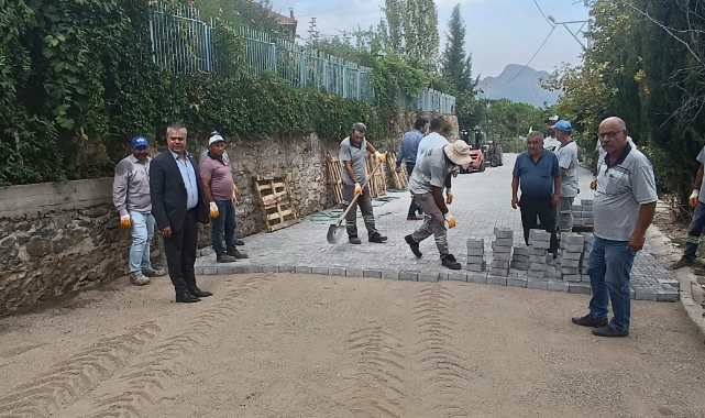 Şirinyer Mahallesi'ne 5 bin metrekare taş döşendi