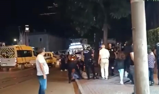 Sözlü tartışma bıçaklı kavgaya dönüştü : 1 yaralı