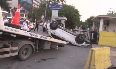 Takla atan otomobil, Emniyet Müdürlüğü’nün önüne uçtu