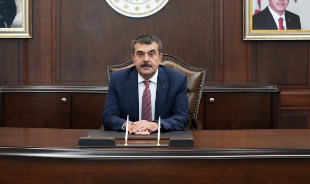Tekin: "İsteğe bağlı bağış olabilir, zorunlu kayıt ücreti yok"