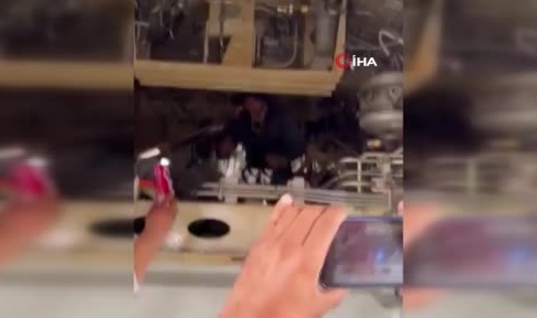 Tel örgüleri aşarak uçağa giren kişi yakalandı