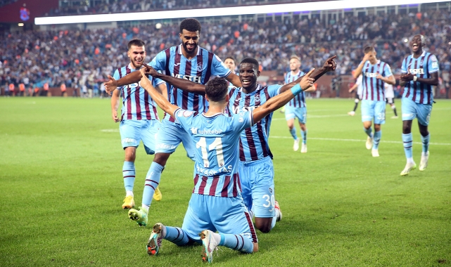 Trabzonspor evindeki derbiyi 3 golle kazandı