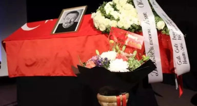 Usta oyuncu Mehmet Ulay'a veda