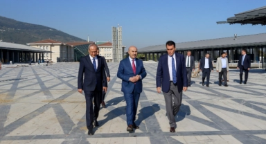 Vali Demirtaş ve Başkan Dündar, Osmangazi Meydanı'nı inceledi