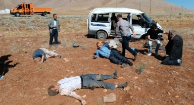 Van Çatak'ta trafik kazası: 6 yaralı