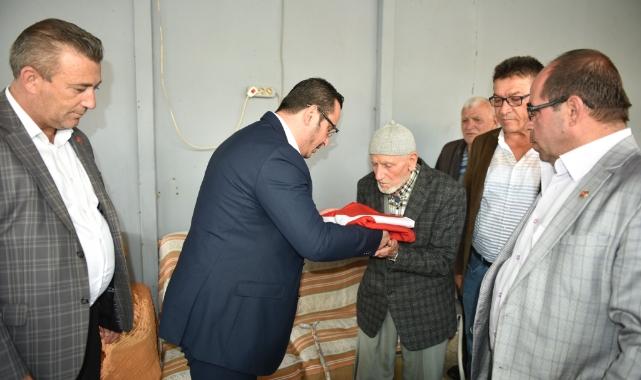 Vatan ve bayrak sevdalısı Nuri Dede vefat etti