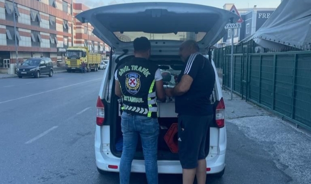 Yan yatmış dorsesiyle trafikte seyreden TIR şoförüne ceza