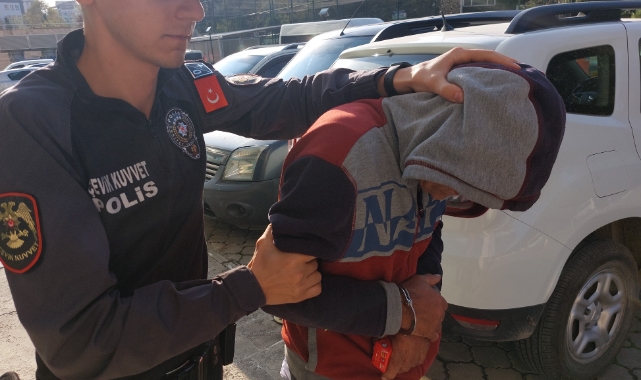 Yolcu otobüsünde 7,5 kilo esrar ele geçirildi