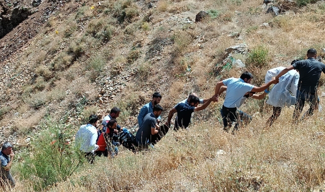 Yüksekten düşen vatandaş hayatını kaybetti