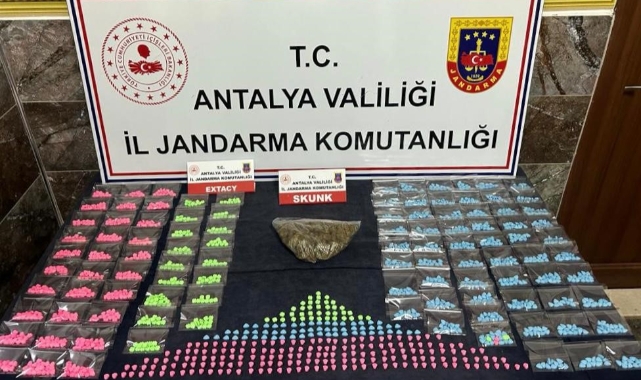 Zehir tacirine jandarma izin vermedi