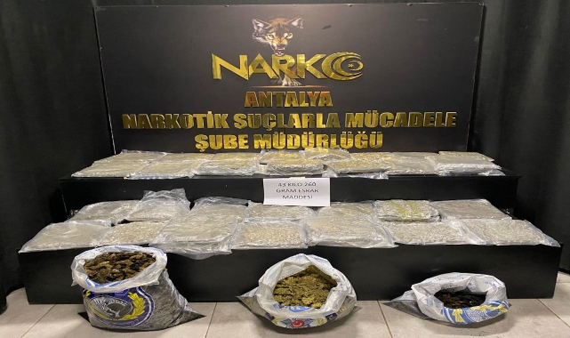 Zehir tacirlerine 200 polisle baskın yapıldı