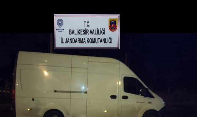 34 düzensiz göçmen ve 2 organizatör yakalandı