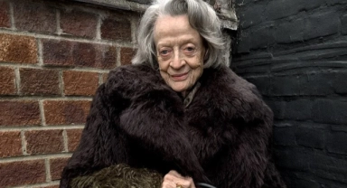 88 yaşındaki Harry Potter yıldızı Maggie Smith model oldu