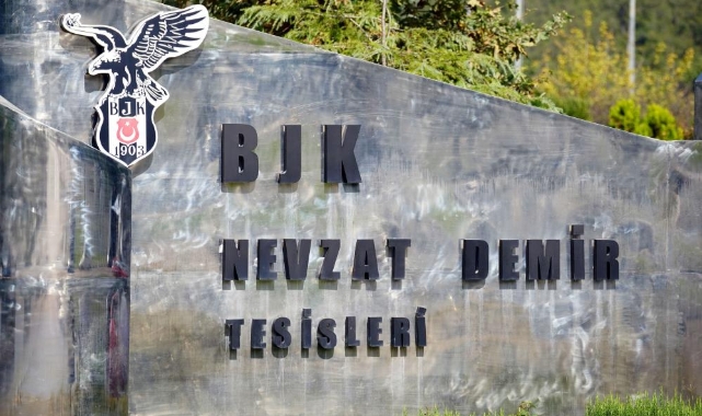Ahmet Nur Çebi, Nevzat Demir Tesisleri’nden ayrıldı