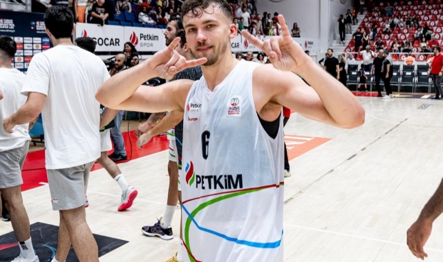 Aliağa Petkimsporlu Kristers Zoriks, haftanın 5'ine seçildi