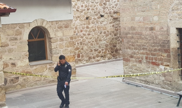 Ankara'da 1 TL için camide kan aktı!