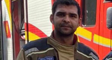 Ankara'da yangında dumandan etkilenen itfaiye eri şehit oldu