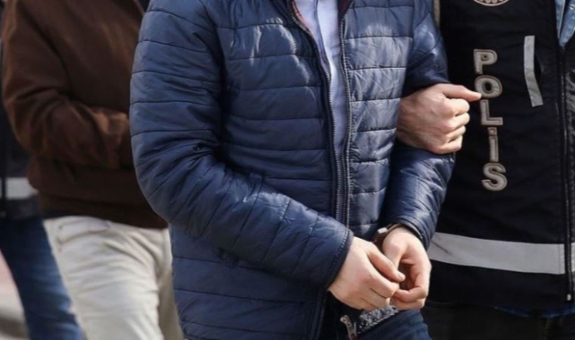 Annesini tehdit edip evini ateşe veren şüpheli tutuklandı