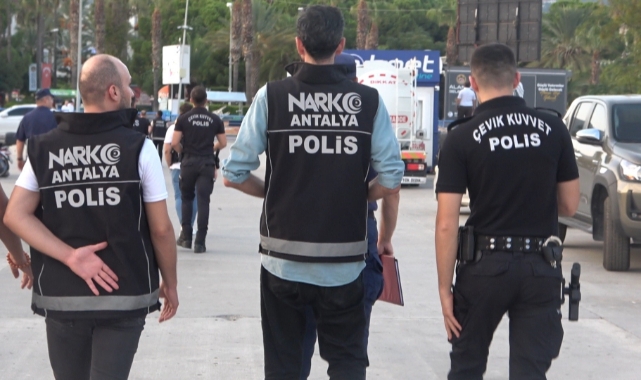 Antalya’da hava, kara ve deniz destekli operasyon