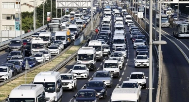 Trafiğe kaydı yapılan araç sayısında büyük düşüş!