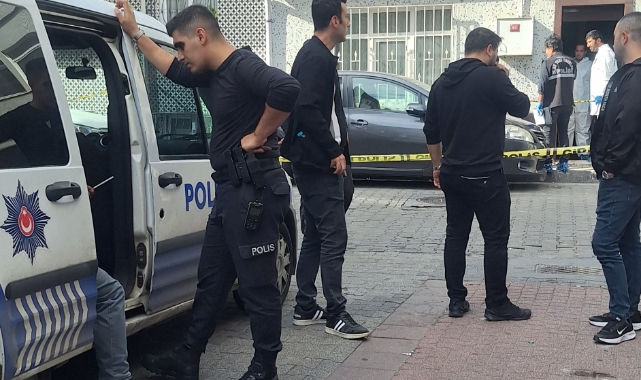 Arkadaşını öldürüp teslim oldu