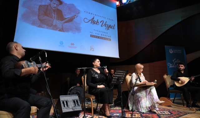Aşık Veysel, Bakü'de unutulmaz konserle anıldı