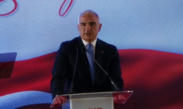 Bakan Ersoy: “Türkiye’mizi parlak bir geleceğin beklediğine inancım tamdır”