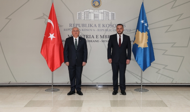 Bakan Güler, Kosovalı mevkidaşı Maqedonci ile görüştü