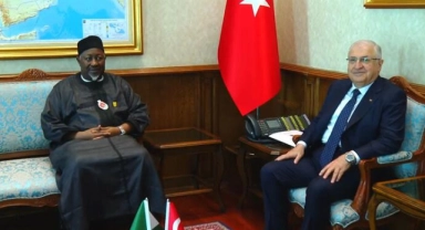 Bakan Güler, Nijerya Savunma Bakanı ile görüştü