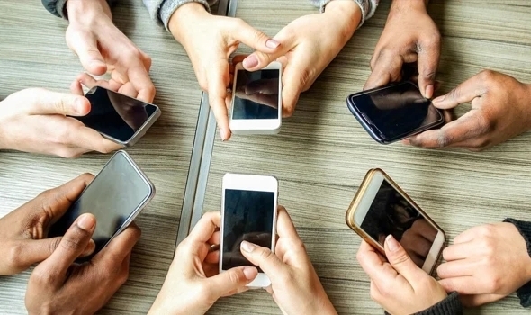 Bakan Uraloğlu duyurdu! Gençlere ücretsiz internet bu ay başlıyor