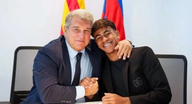 Barcelona, genç yıldızıyla sözleşme yeniledi