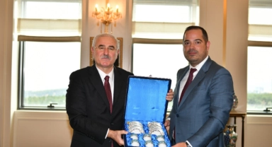 Başkan Akarca, Stoyanov'u kabul etti