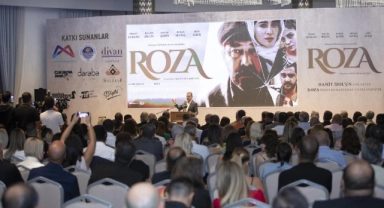 Başkan Seçer 'Roza' filminin galasına katıldı
