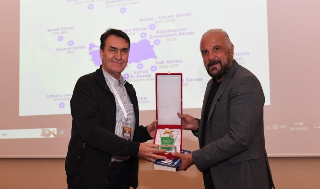 Bursa Belediyeler Birliği'nde Mete Yarar'dan önemli analizler