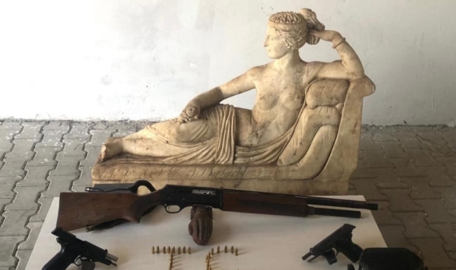 Bursa'da 200 bin dolarlık tarihi eser operasyonu