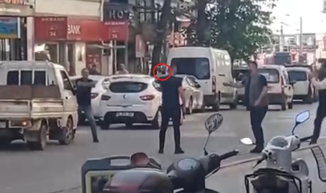 Bursa'da cadde ortasında silahlı tehdit