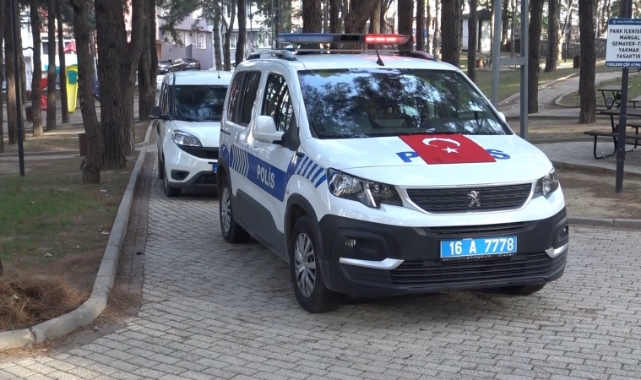 Bursa'da çocuk parkında şok eden olay