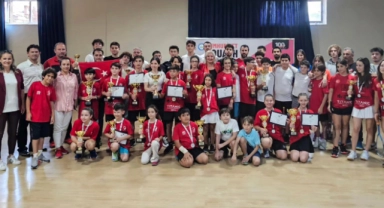 Bursa'da Cumhuriyet Squash Turnuvası heyecanla tamamlandı