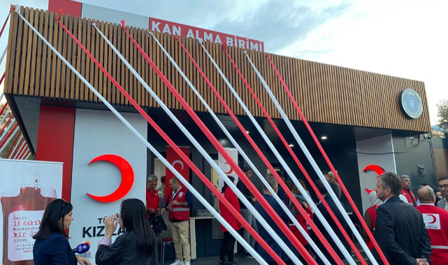 Bursa'da Kızılay Kan Merkezi'nin modern binası hizmette!