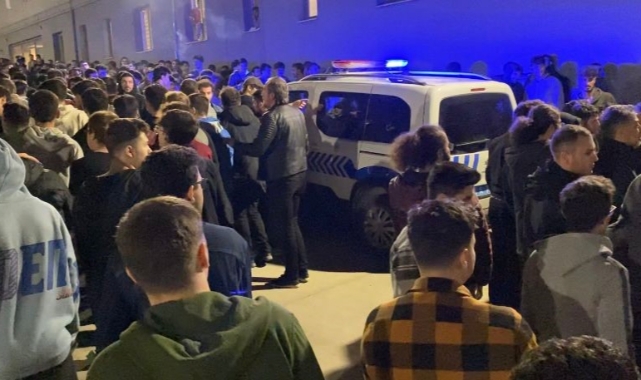 Bursa'da KYK yurdunda kalan öğrencilerden eylem!
