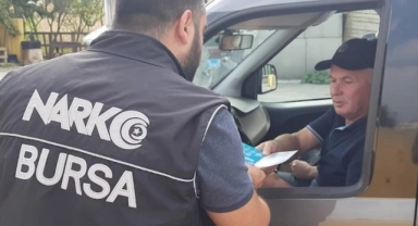Bursa'da narkotik ekipleri eğitim broşürleriyle harekete geçti
