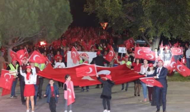 Bursa'da NOSAB'dan Cumhuriyet'in 100. yılına yakışır kutlama
