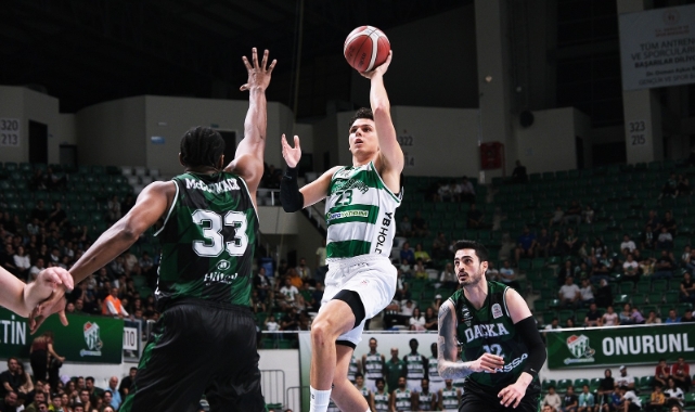 Bursaspor evinde Darüşşafaka'yı devirdi!