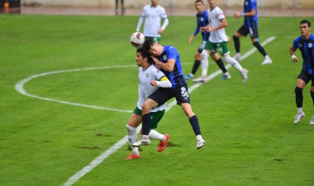 Bursaspor, İstanbul'dan 1 puanla döndü