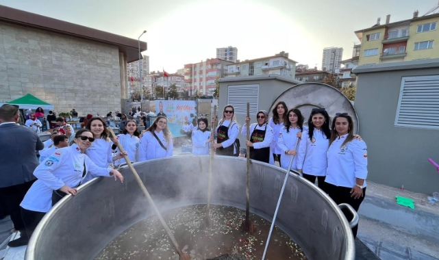 BUÜ’lü aşçı adayları Niğde’den ödülle döndü